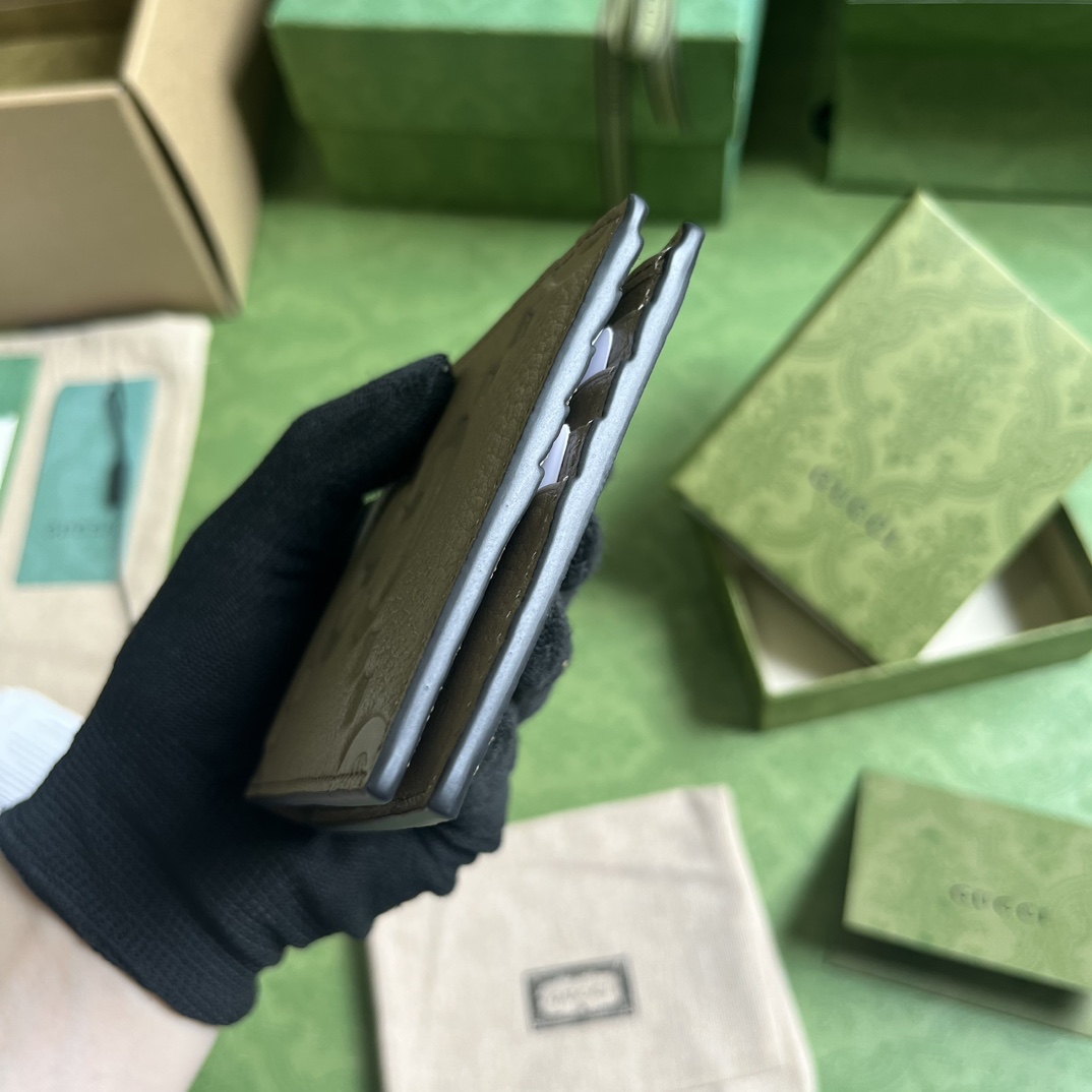 Gucci Jumbo GG Wallet - FashionPlug