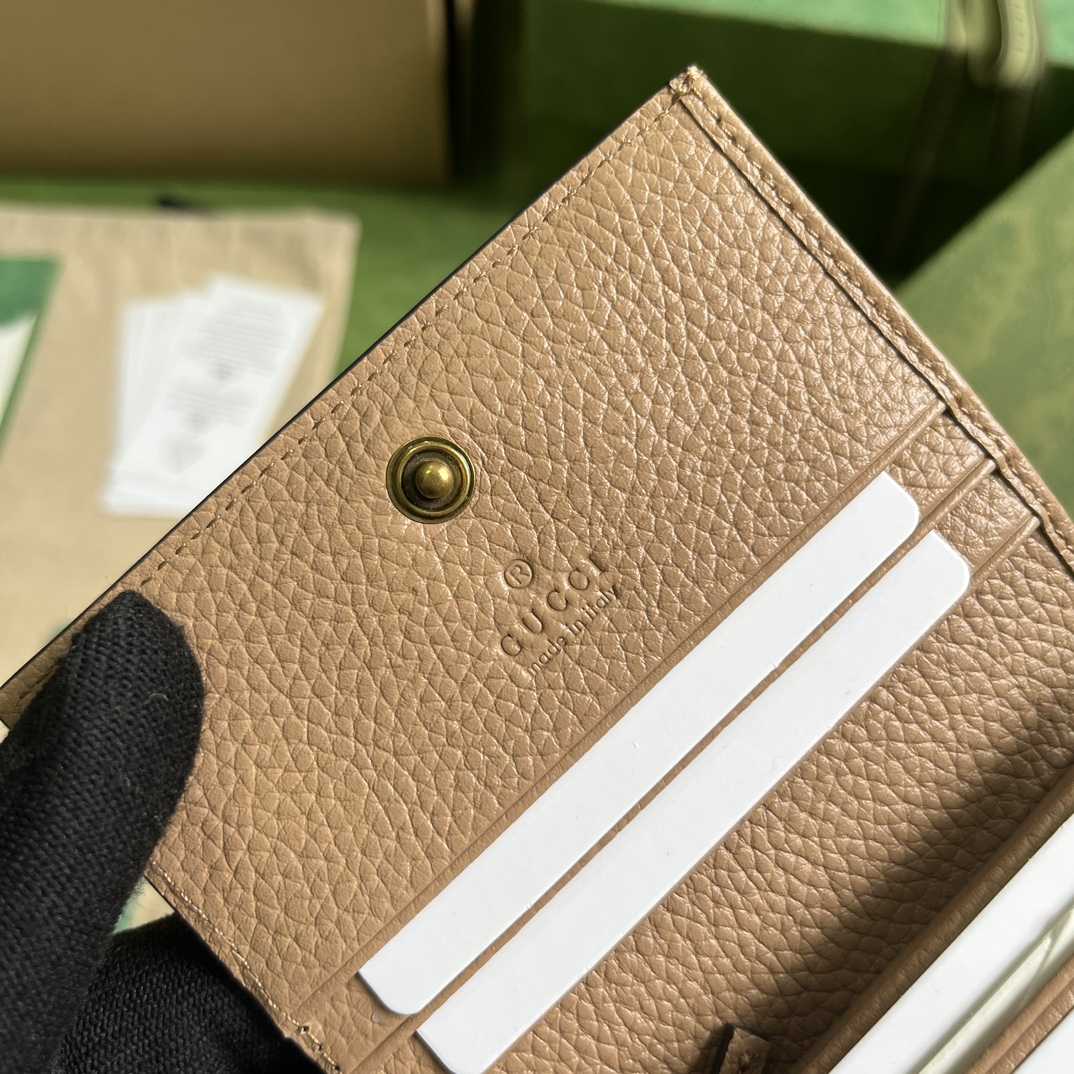 Gucci Wallet With Interlocking G Python Bow - FashionPlug
