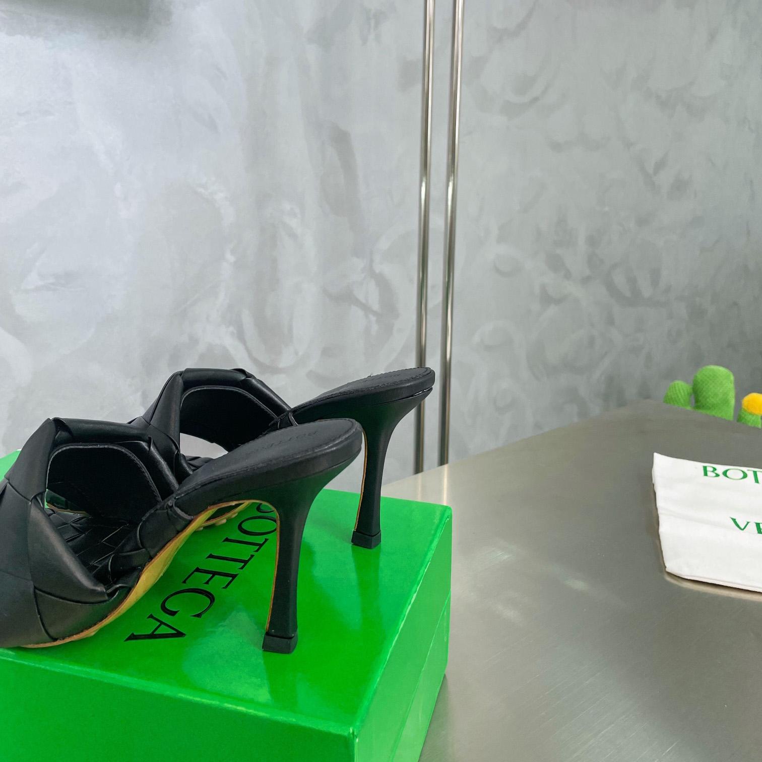Bottega Veneta Lido Mule - FashionPlug