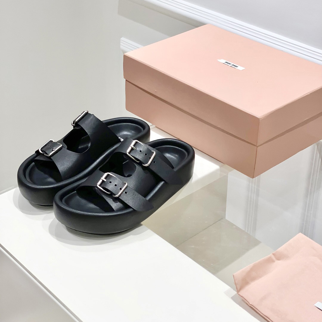 Maison Margiela MM6 Buckle-strap Leather Sandals - FashionPlug