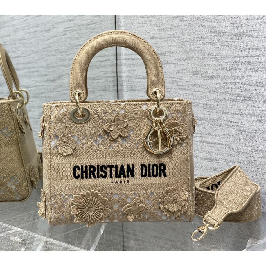 Dior Medium Lady D-lite Bag - FashionPlug