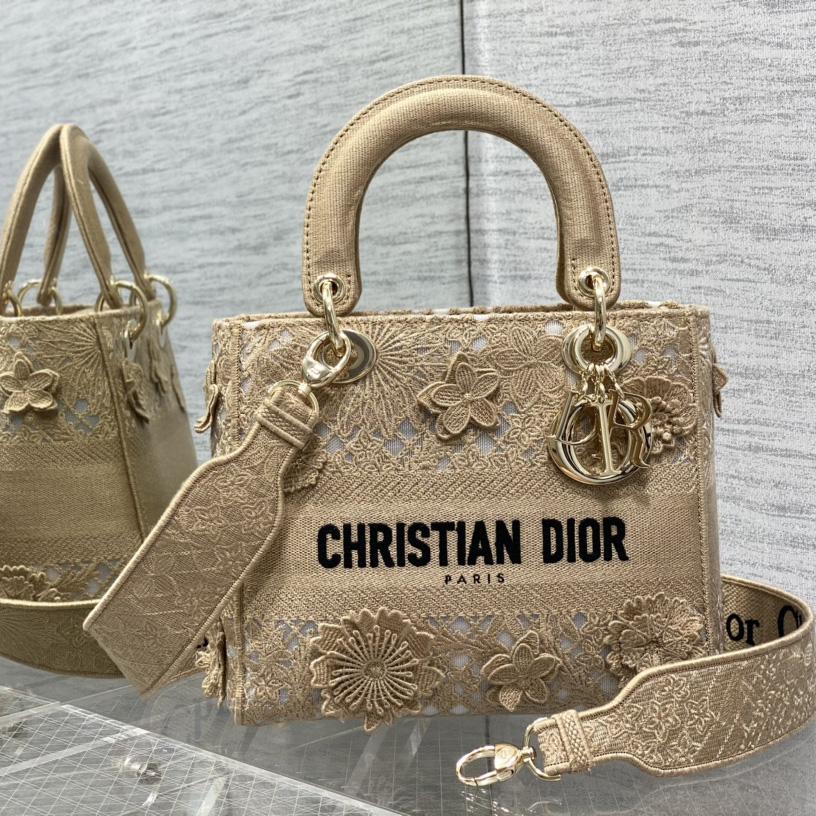 Dior Medium Lady D-lite Bag - FashionPlug