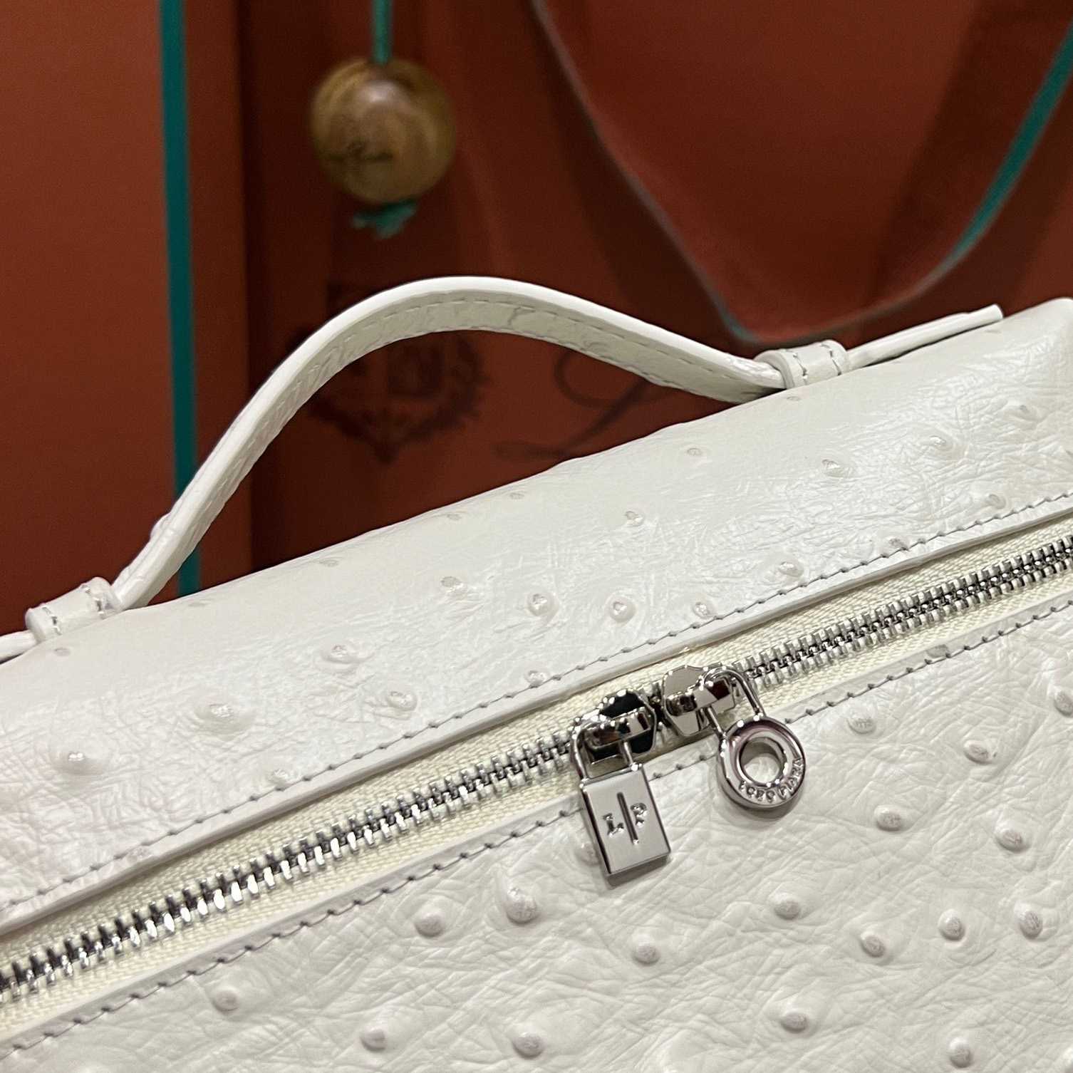Loro Piana Extra Pocket Pouch L19  - FashionPlug