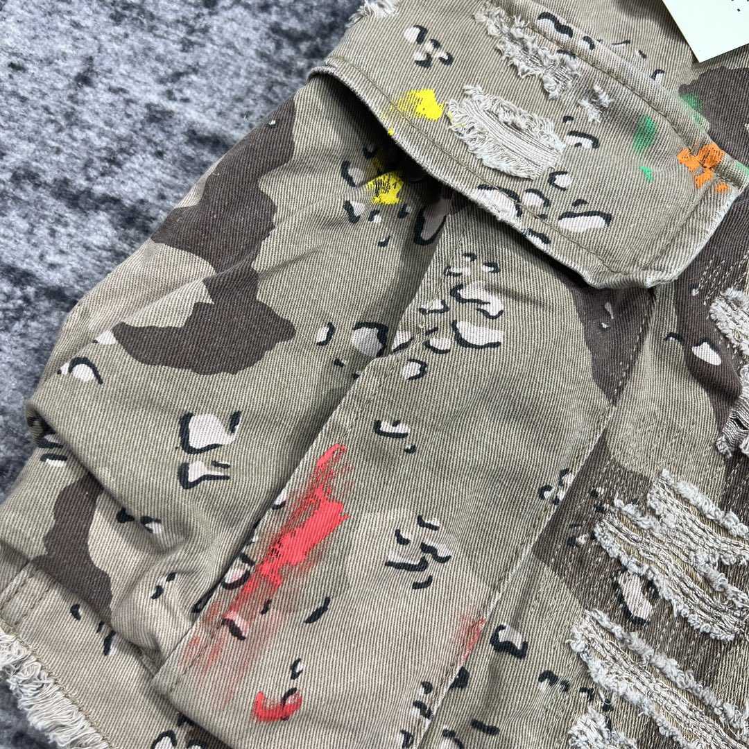 Gallery Dept G Patch Camo Cargo Shorts   630 - FashionPlug