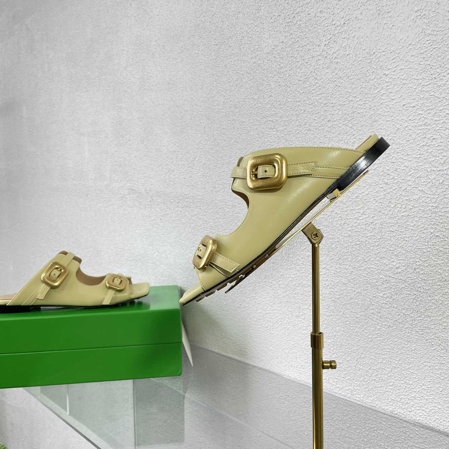 Bottega Veneta Stretch Buckle Mule Sandal Flat - FashionPlug