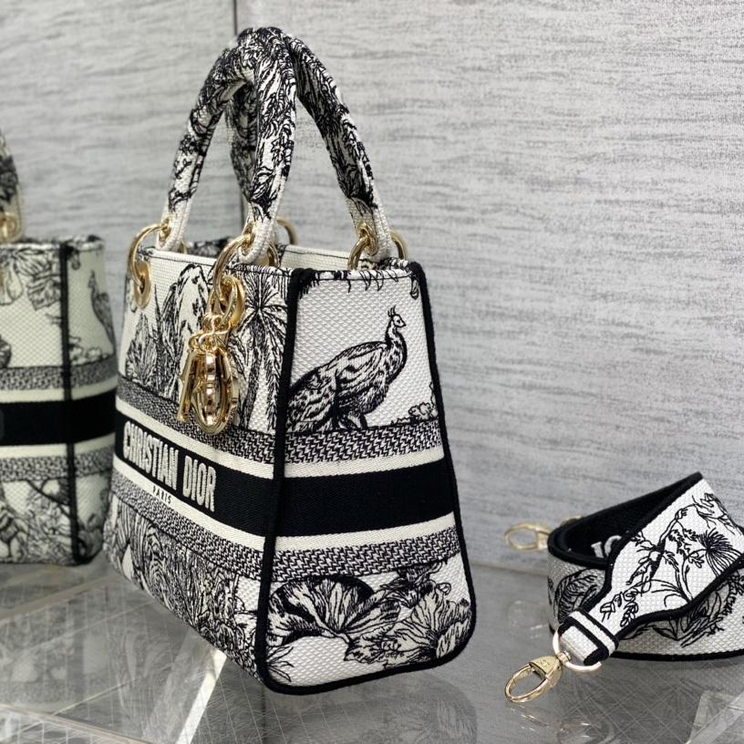 Dior Medium Lady D-lite Bag - FashionPlug