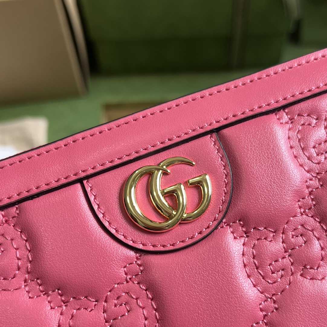 Gucci GG Matelasse Zip-around Wallet - FashionPlug