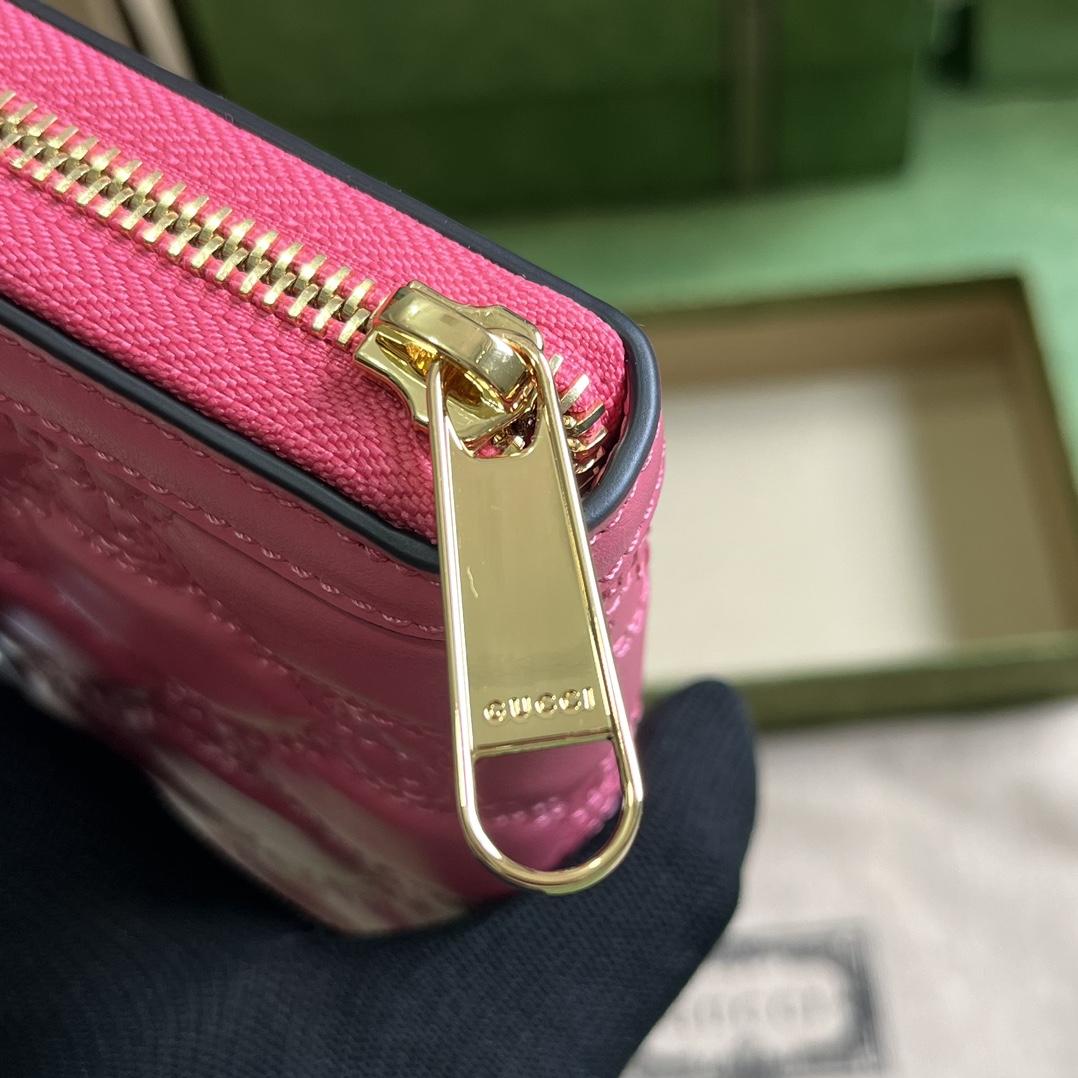 Gucci GG Matelasse Zip-around Wallet - FashionPlug