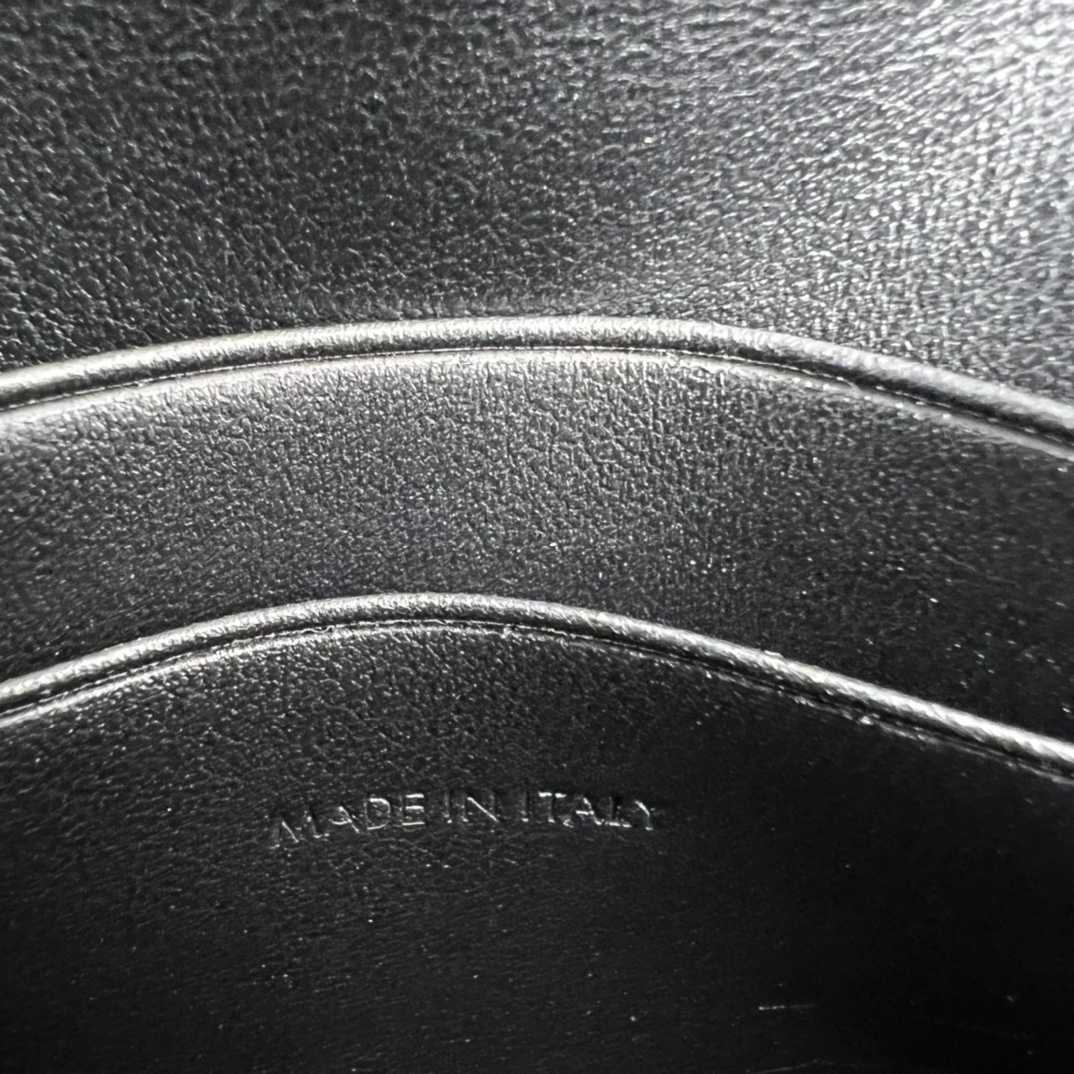 Celine Compact Wallet With Coin Triomphe In Shiny Calfskin - FashionPlug