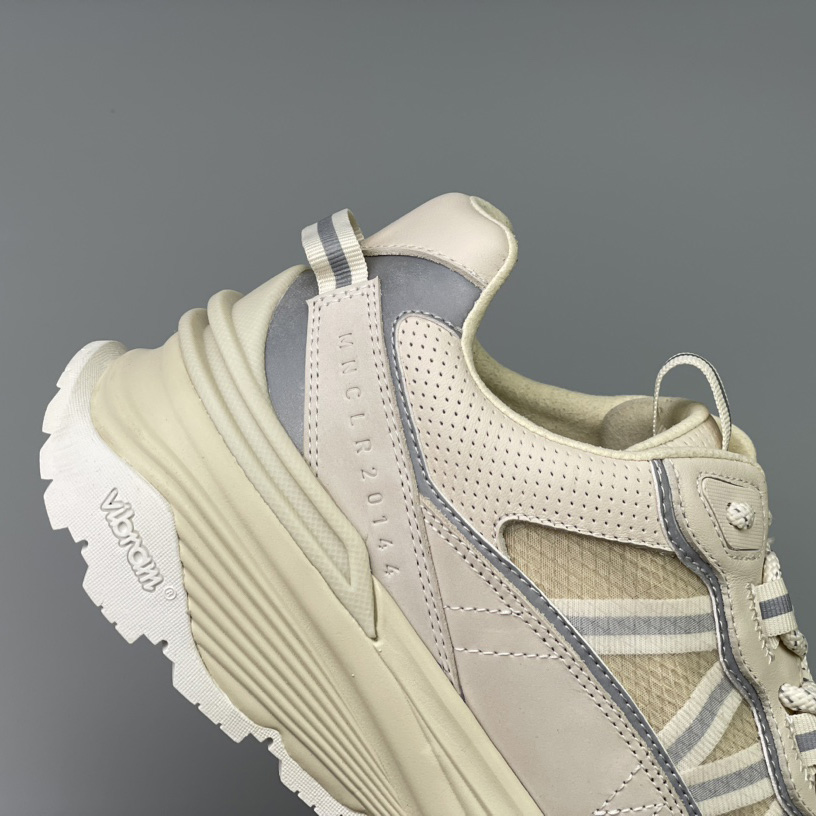 Moncler Lite Runner Low Top Sneaker - FashionPlug