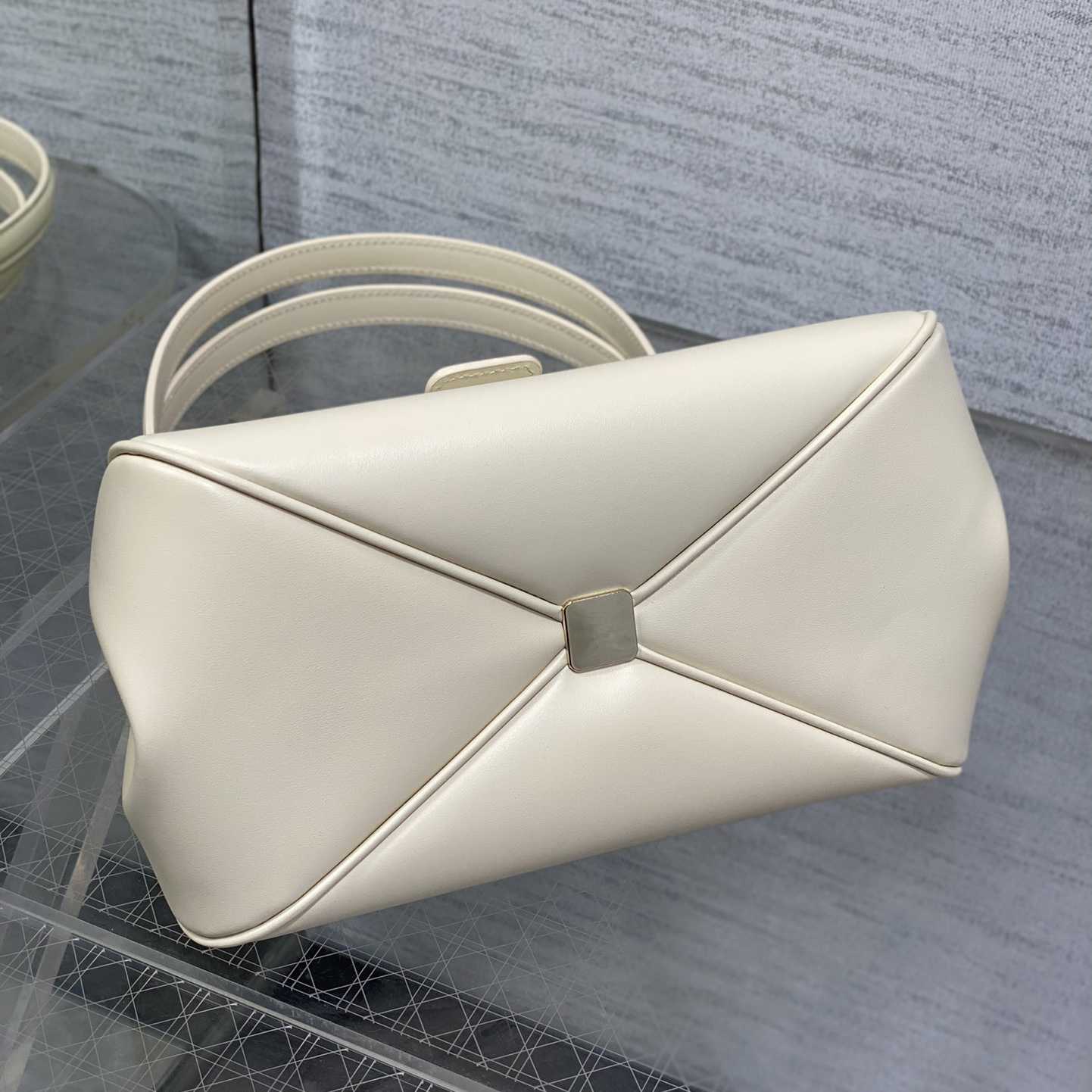 Dior Small Dior Key Bag - FashionPlug