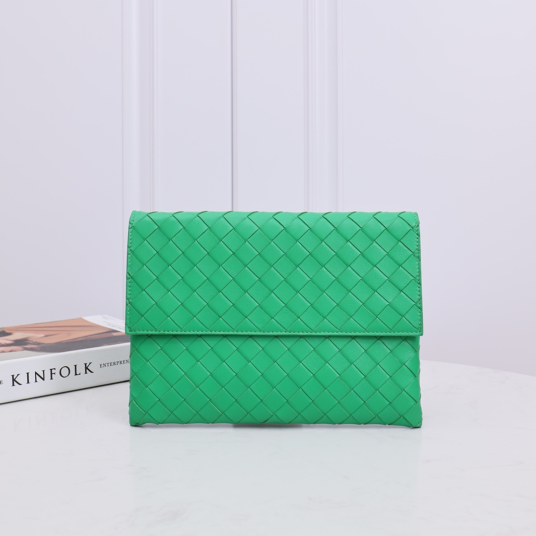Bottega Veneta Flap Pouch - FashionPlug