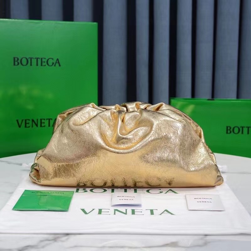 Bottega Veneta Metallic Leather Pouch Clutch Bag(38-20-8.5cm) - FashionPlug