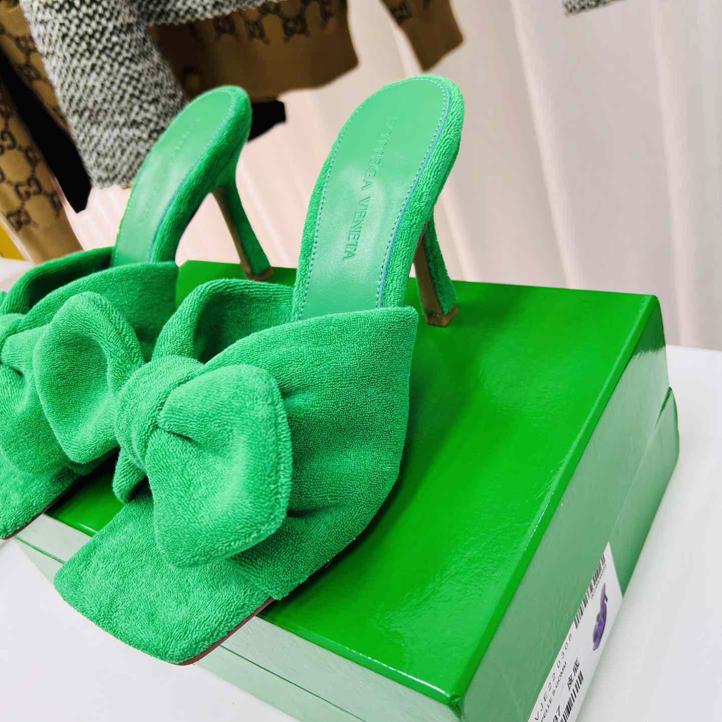 Bottega Veneta Green Heeled Sandals - FashionPlug