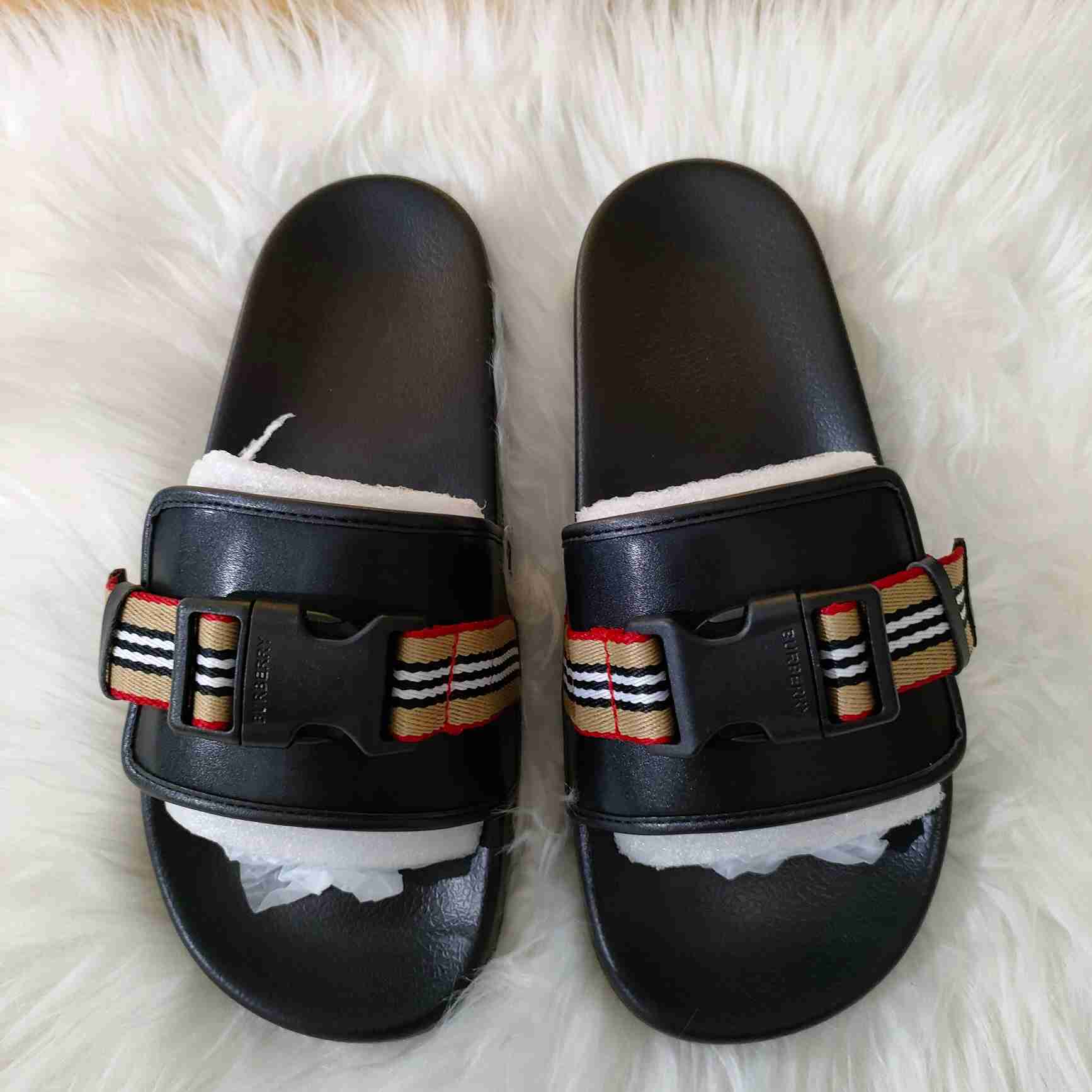 Burberry Icon Stripe Buckled Slides - FashionPlug