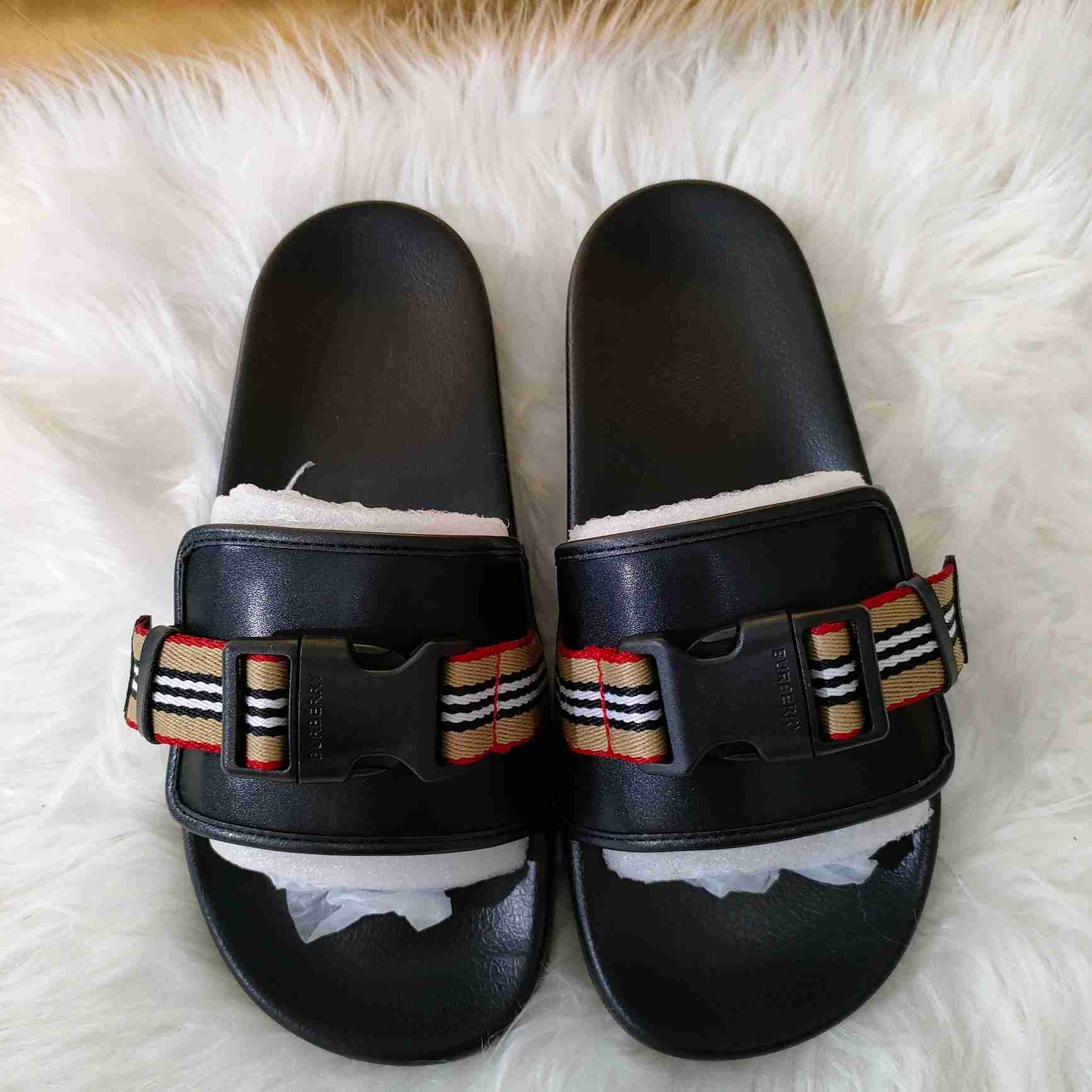 Burberry Icon Stripe Buckled Slides - FashionPlug