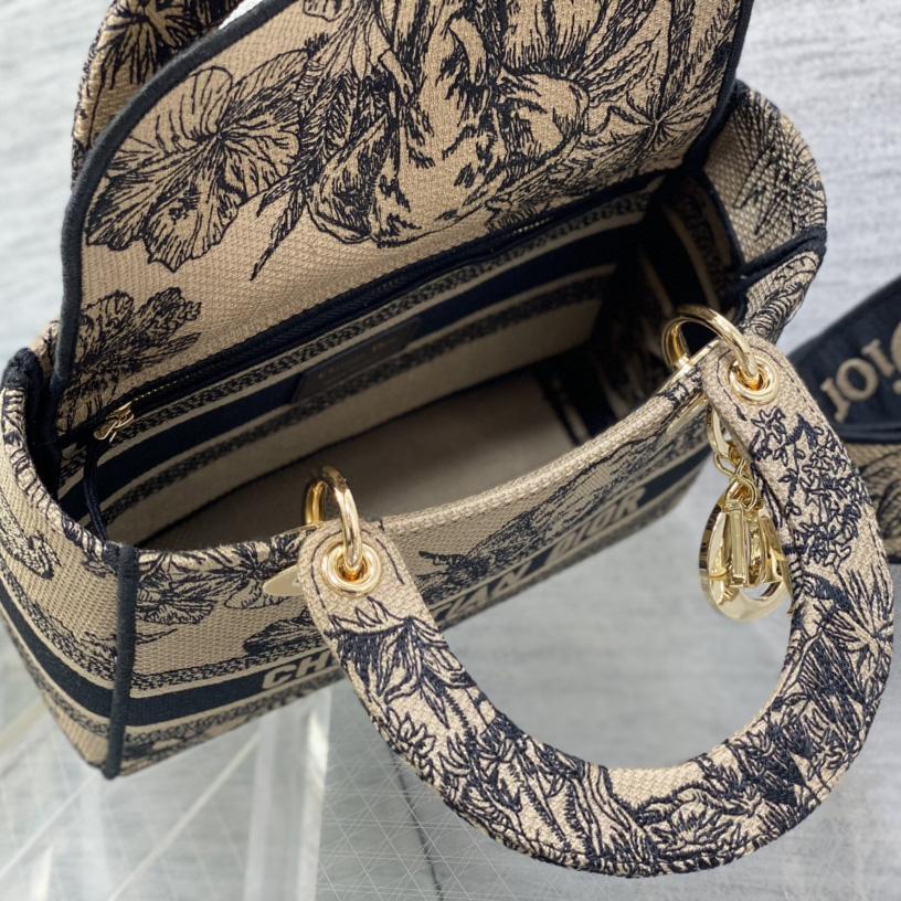 Dior Medium Lady D-lite Bag - FashionPlug