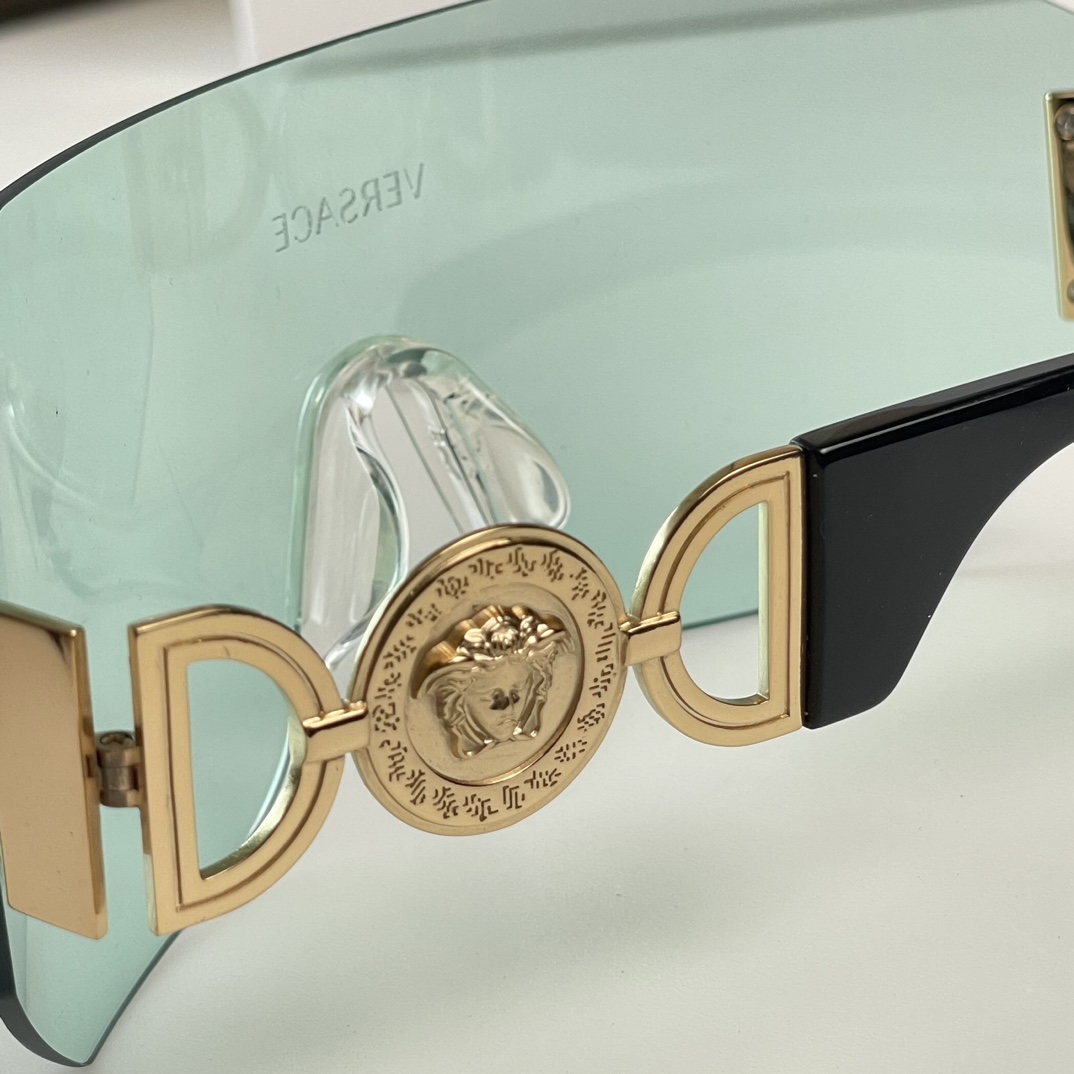 Versace Medusa Biggie Mask Sunglasses   VE2258 - FashionPlug