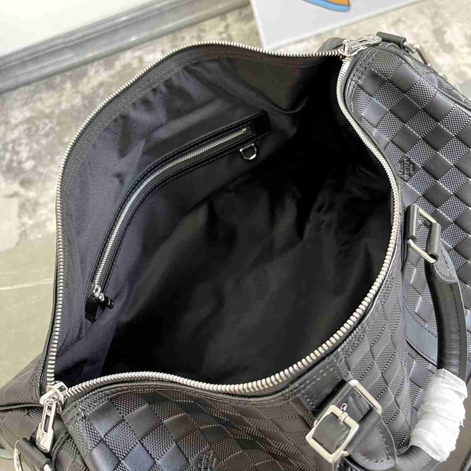 Louis Vuitton Keepall Bandoulière 50 Black    N41145 - FashionPlug