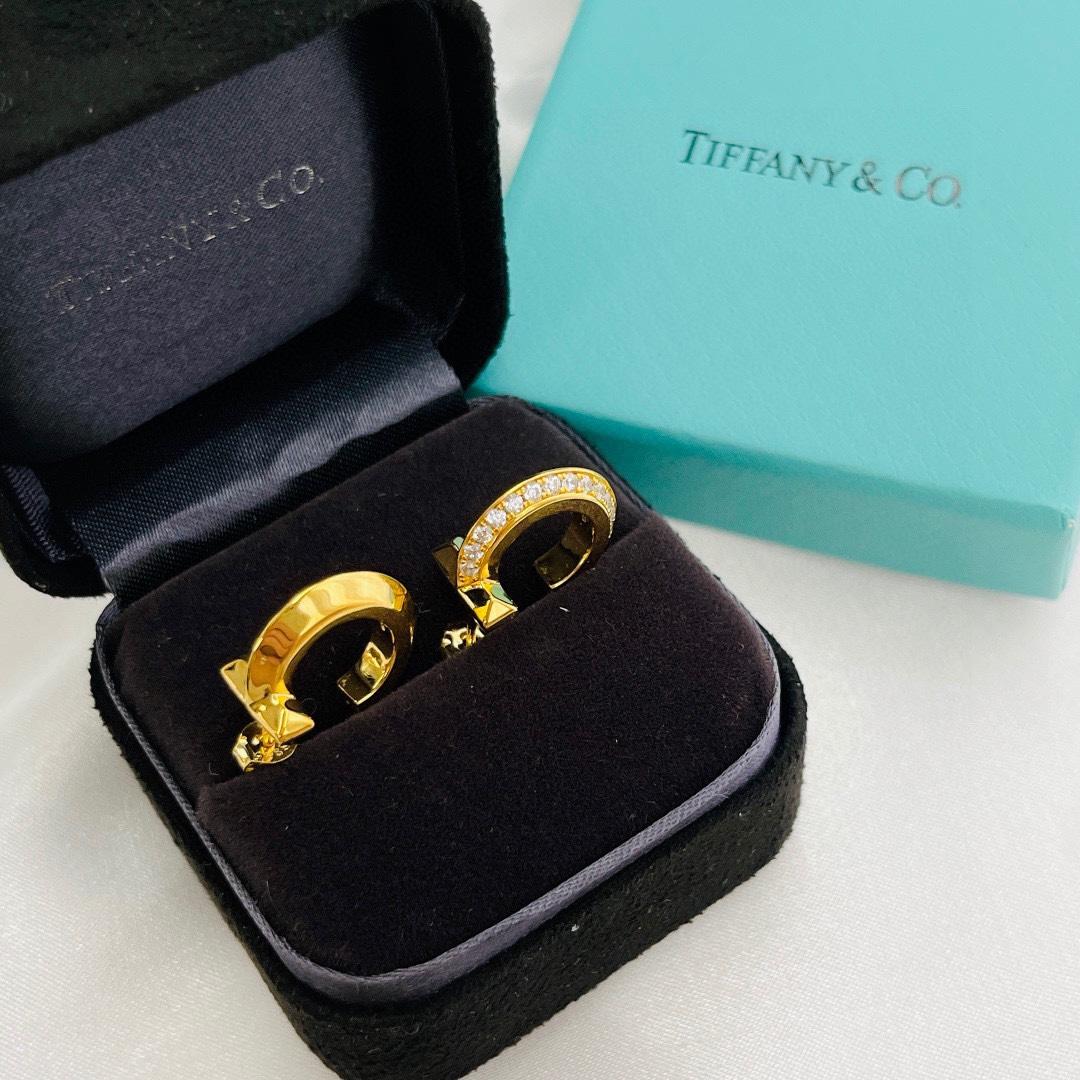 Tiffany&CO T1 Hoop Earrings - FashionPlug