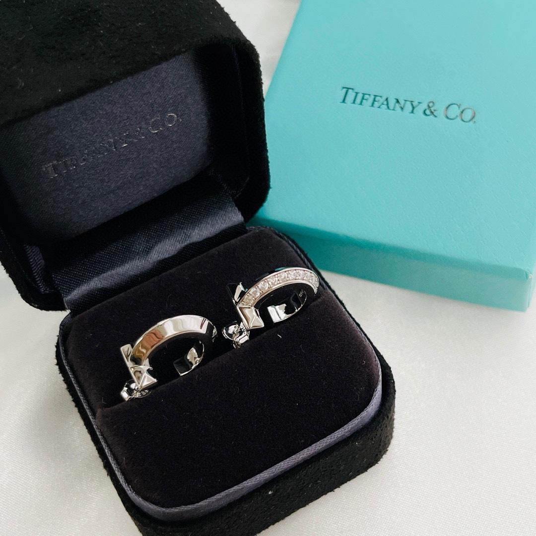 Tiffany&CO T1 Hoop Earrings - FashionPlug