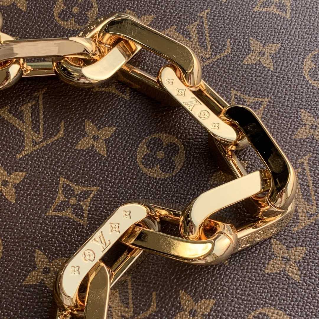 Louis Vuitton Coussin PM Black Lamb (34 x 24 x 12cm)    M57783 - FashionPlug