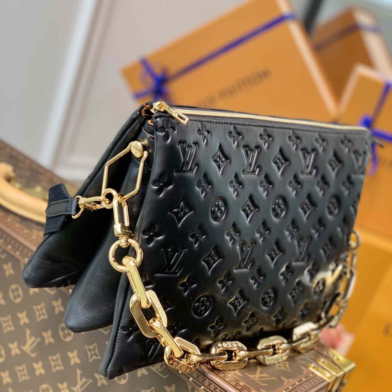 Louis Vuitton Coussin PM Black Lamb (34 x 24 x 12cm)    M57783 - FashionPlug