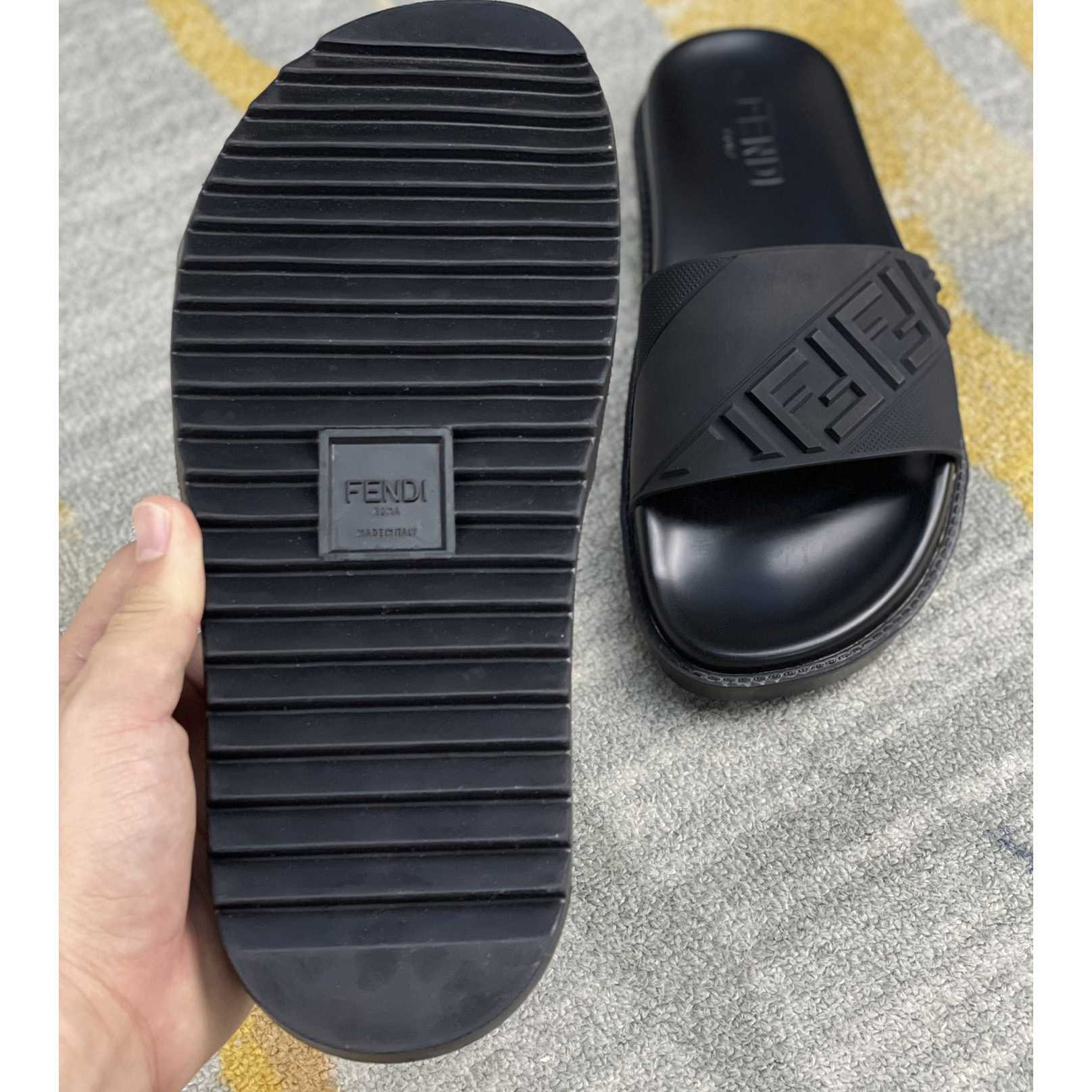 Fendi Black Rubber Footbed - FashionPlug