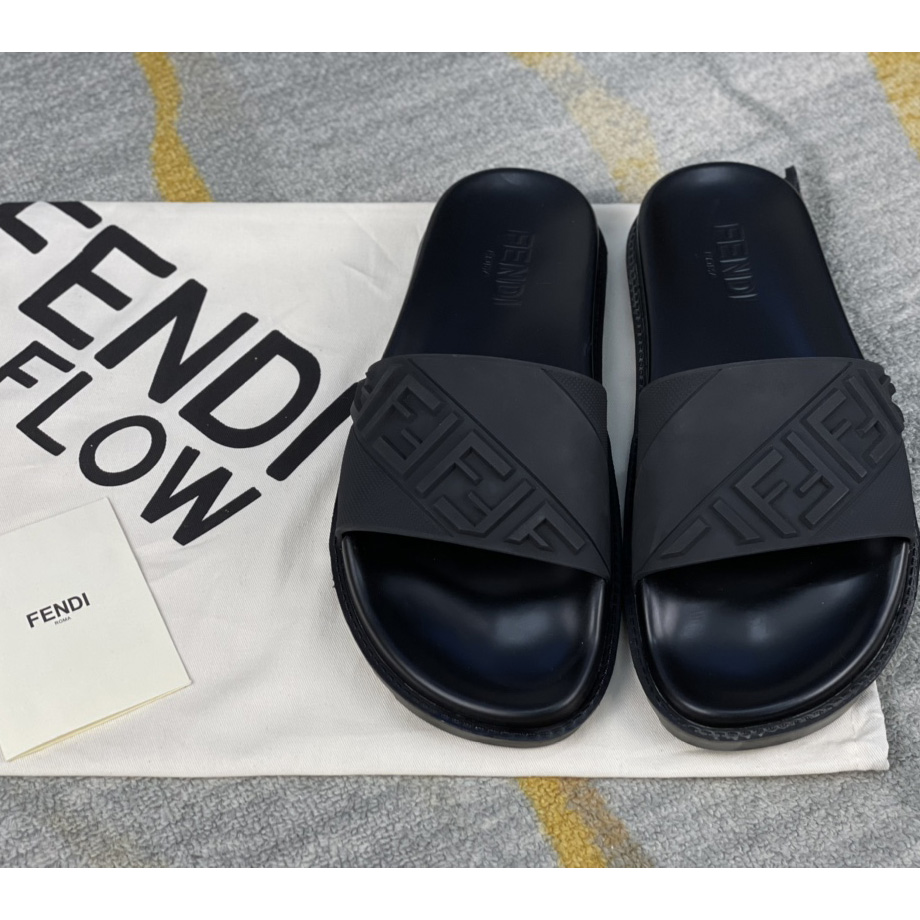 Fendi Black Rubber Footbed - FashionPlug