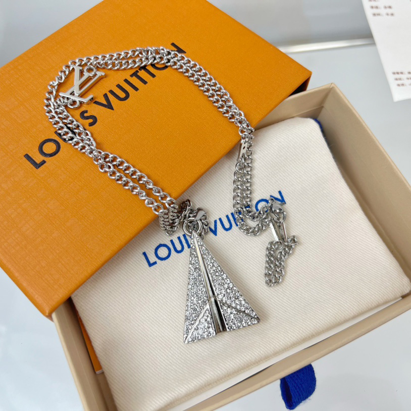 Louis Vuitton LV Paperplane Necklace      M01034 - FashionPlug