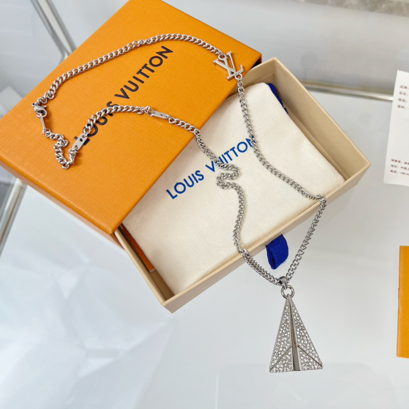 Louis Vuitton LV Paperplane Necklace      M01034 - FashionPlug