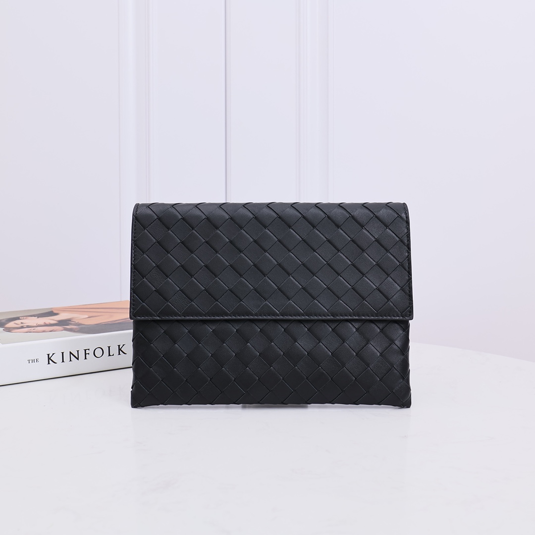 Bottega Veneta Flap Pouch - FashionPlug
