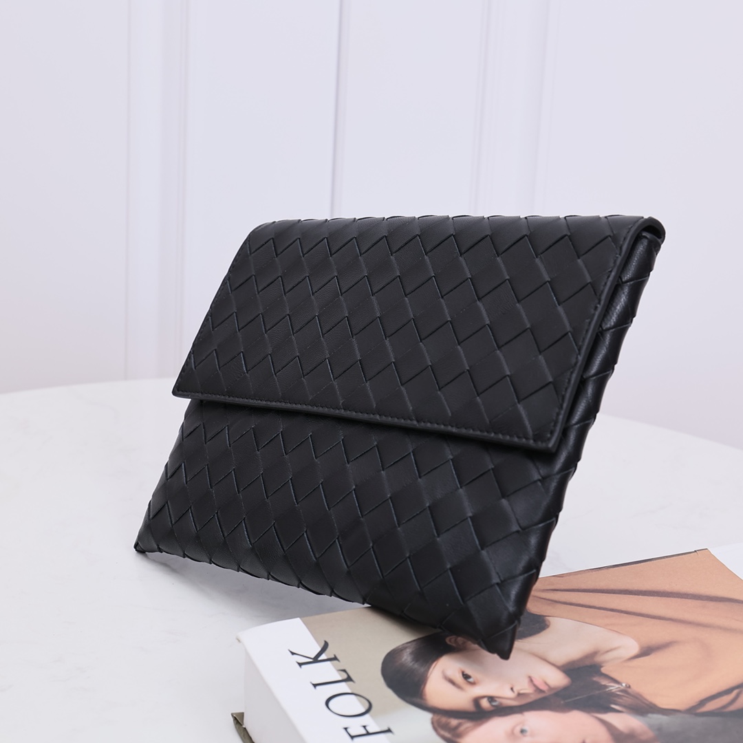 Bottega Veneta Flap Pouch - FashionPlug