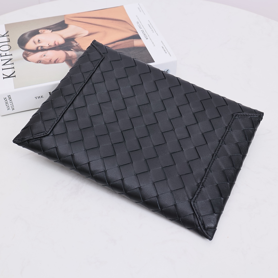 Bottega Veneta Flap Pouch - FashionPlug
