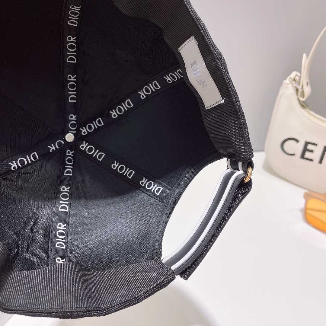 Dior D-player Baseball Cap - FashionPlug