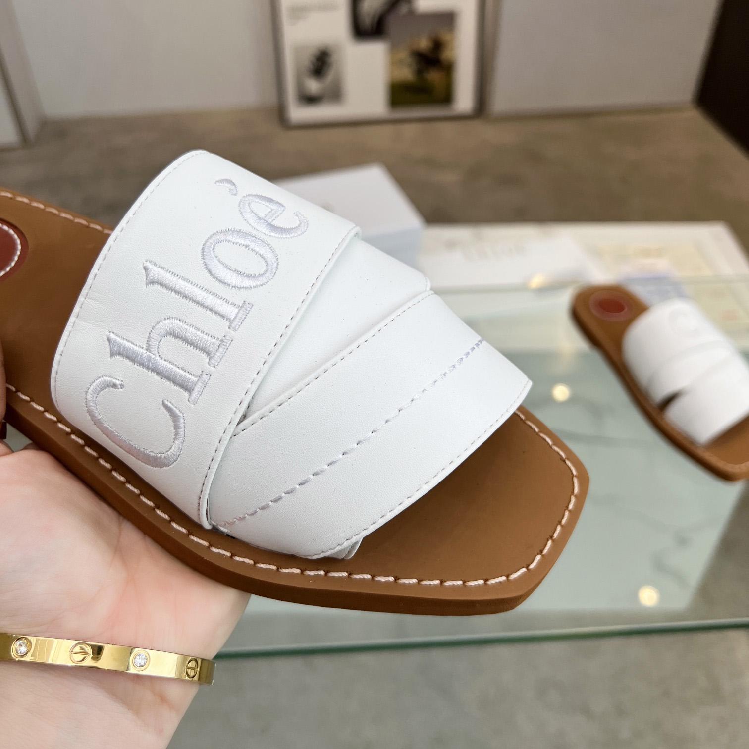 Chloe Woody Flat Mule - FashionPlug
