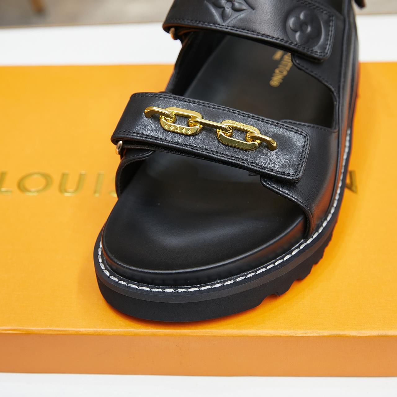 Louis Vuitton Paseo Flat Comfort Sandal   1AB3QE - FashionPlug