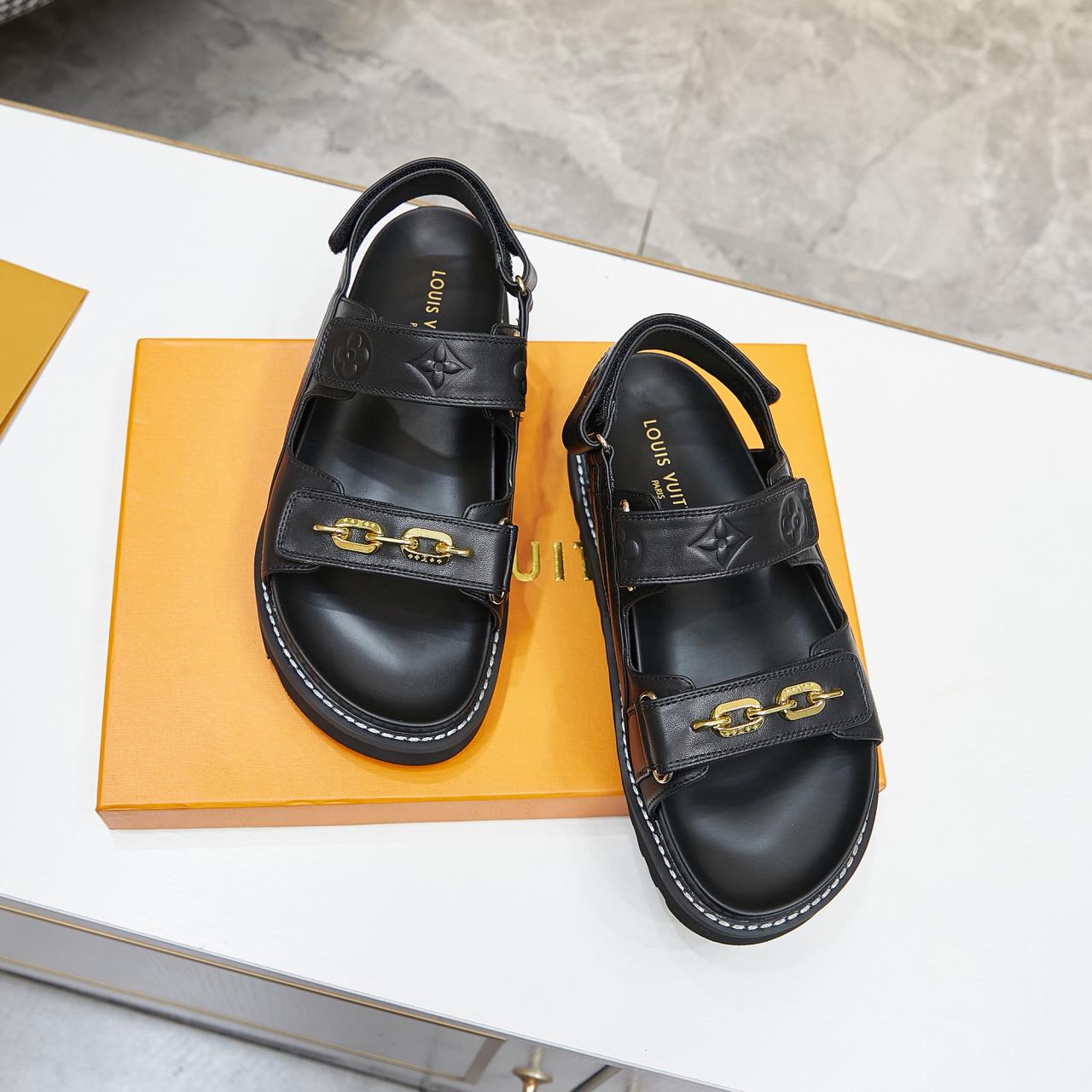 Louis Vuitton Paseo Flat Comfort Sandal   1AB3QE - FashionPlug