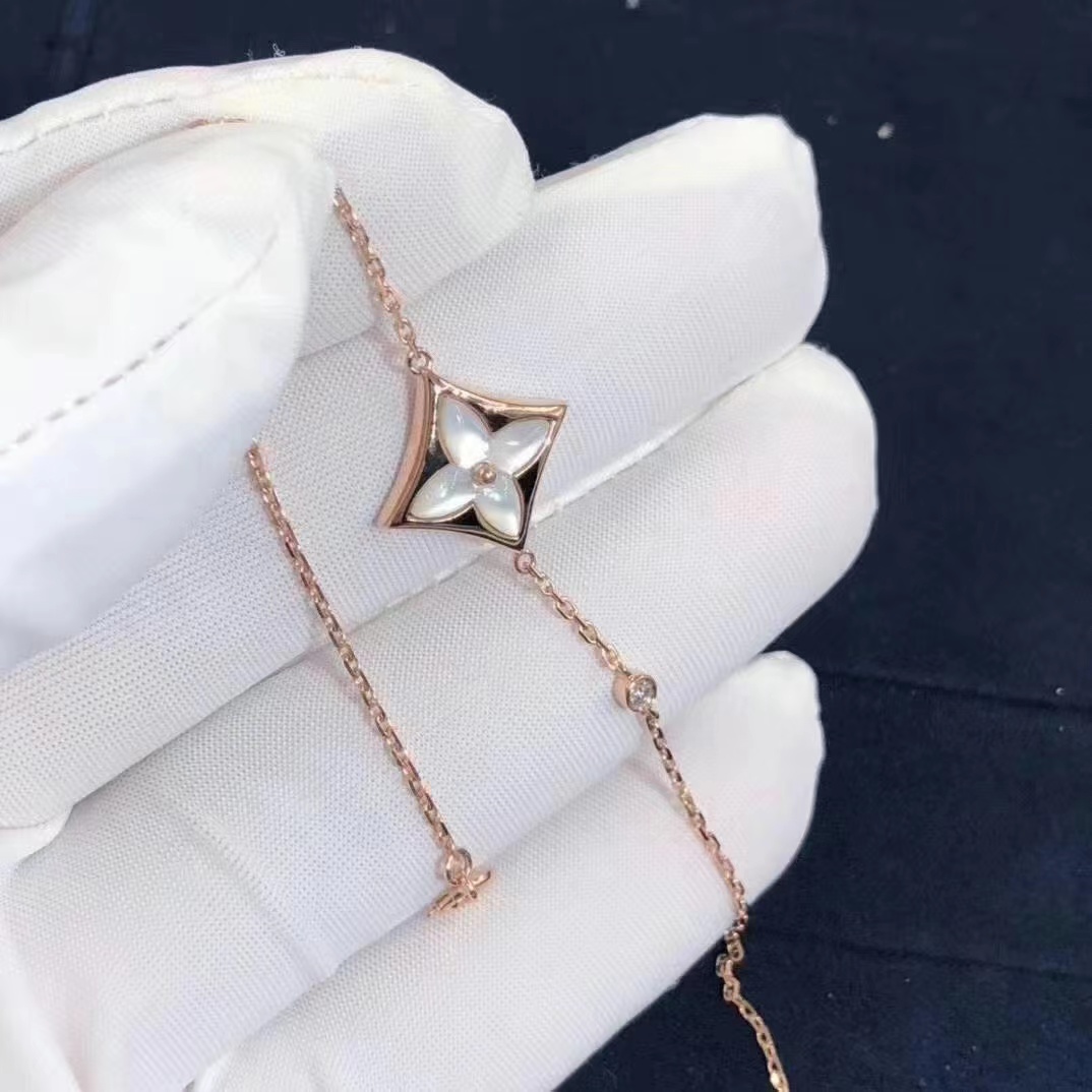 Louis Vuitton Color Blossom Star Bracelet, Pink Gold And White Mother-of-pearl   Q95466 - FashionPlug