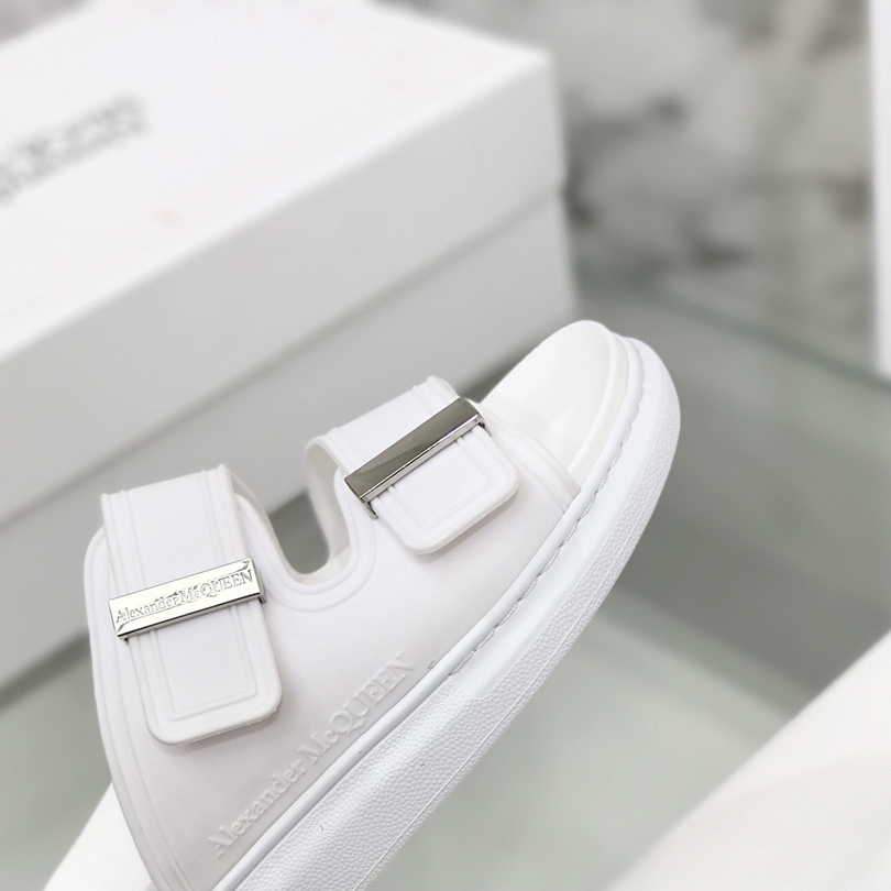 Alexander Mqueen Women's Hybrid Slide In Lilac - FashionPlug