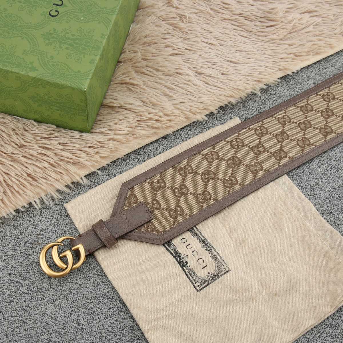 Gucci GG Marmont Wide Belt - FashionPlug