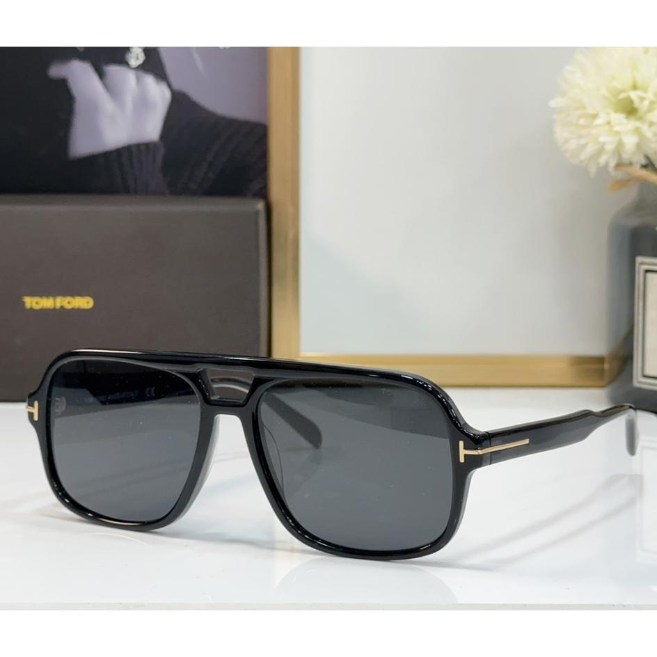 Tom Ford Sunglasses - FashionPlug