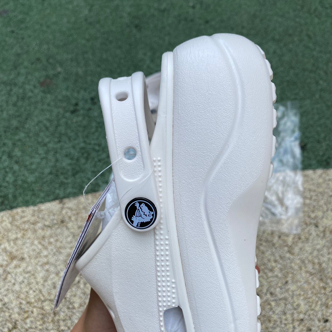 Crocs Baya Platform Clog - FashionPlug