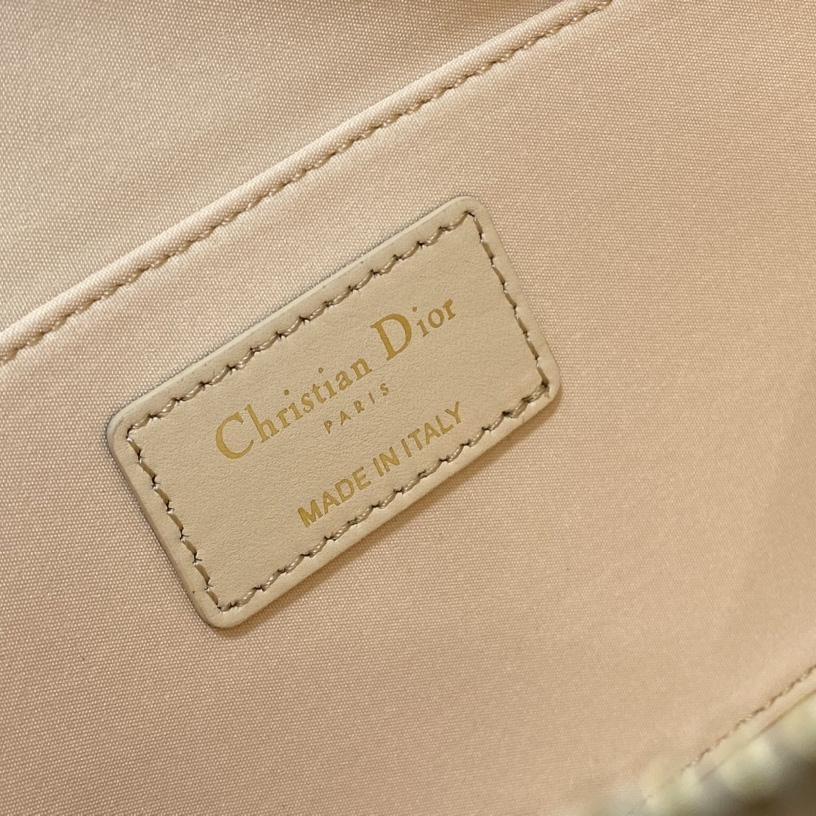 Dior Dream Bag - FashionPlug