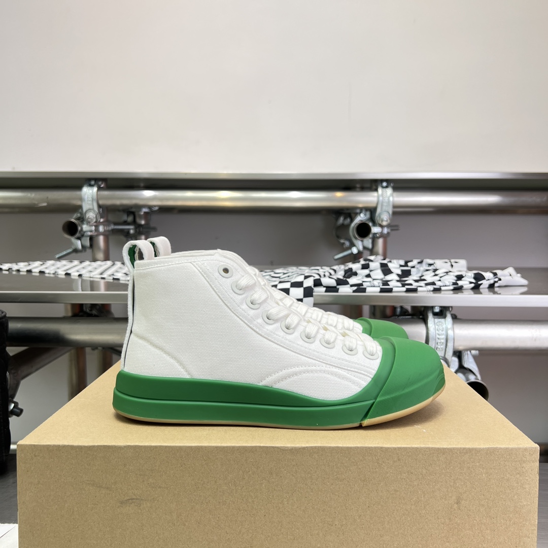 Bottega Veneta Vulcan Sneaker - FashionPlug