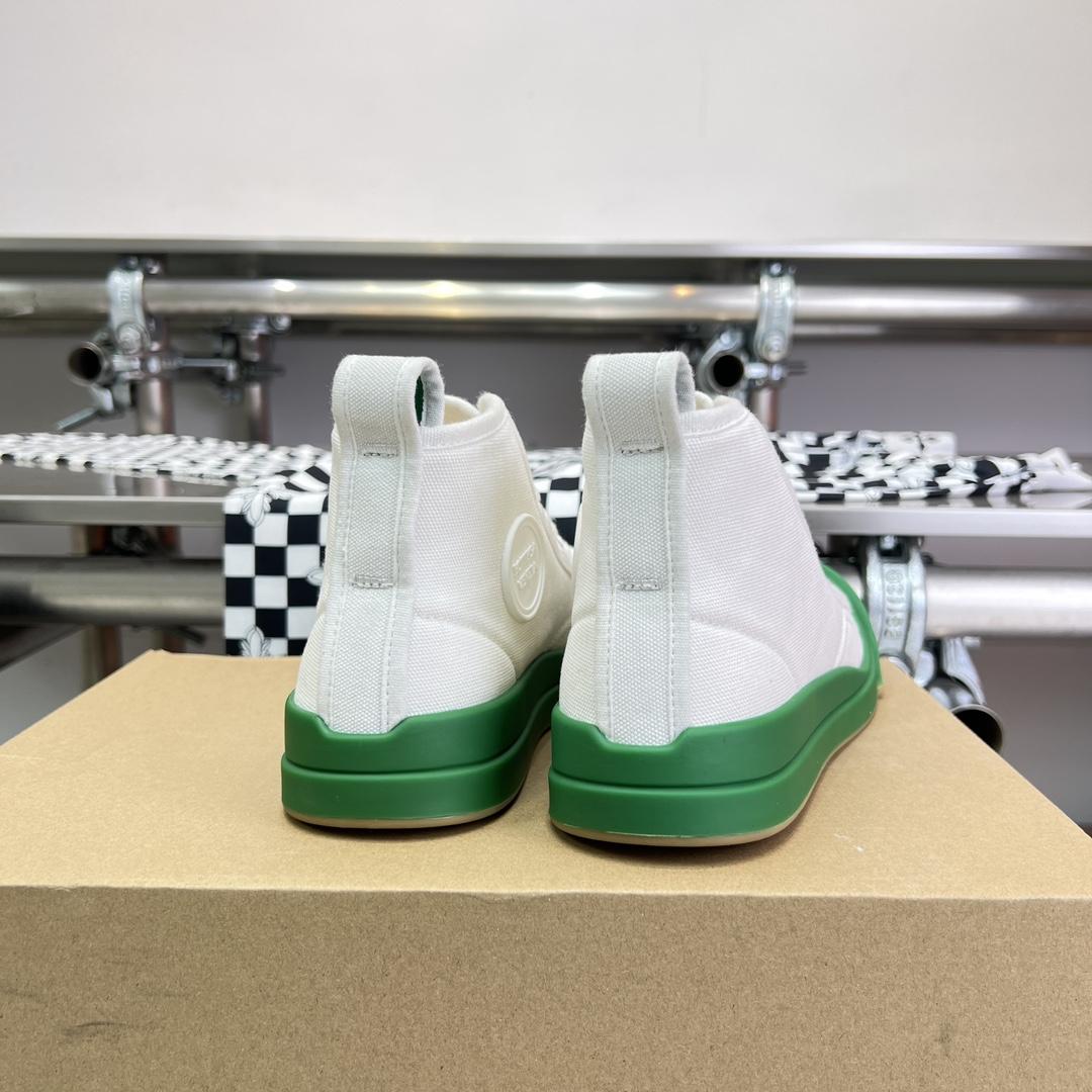 Bottega Veneta Vulcan Sneaker - FashionPlug