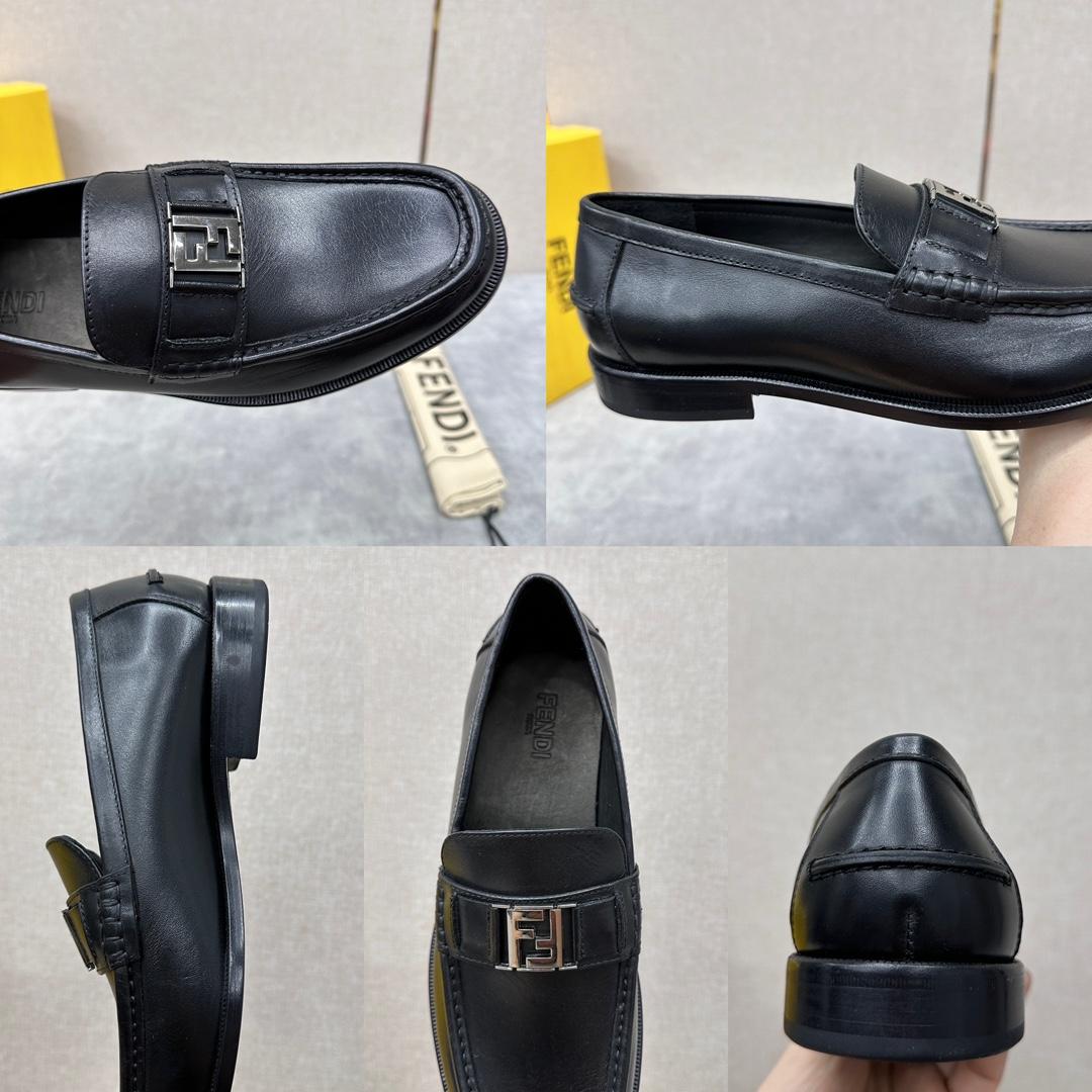 Fendi Men's Black Loafer - FashionPlug