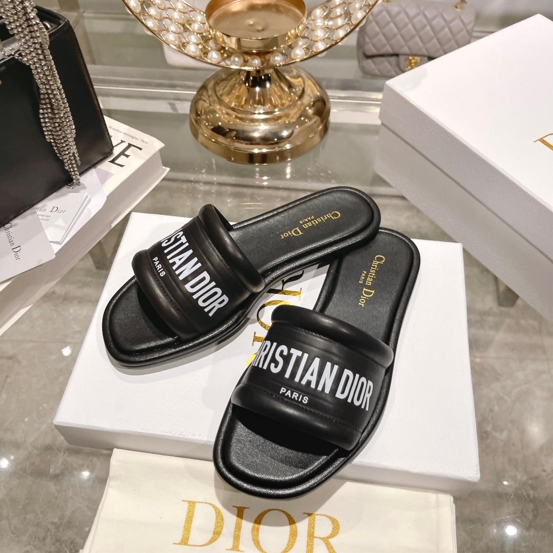 Dior Every-D Slide  - FashionPlug