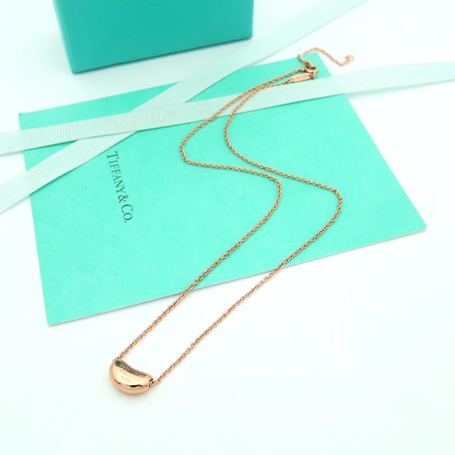 Tiffany&CO Bean® design Pendant - FashionPlug