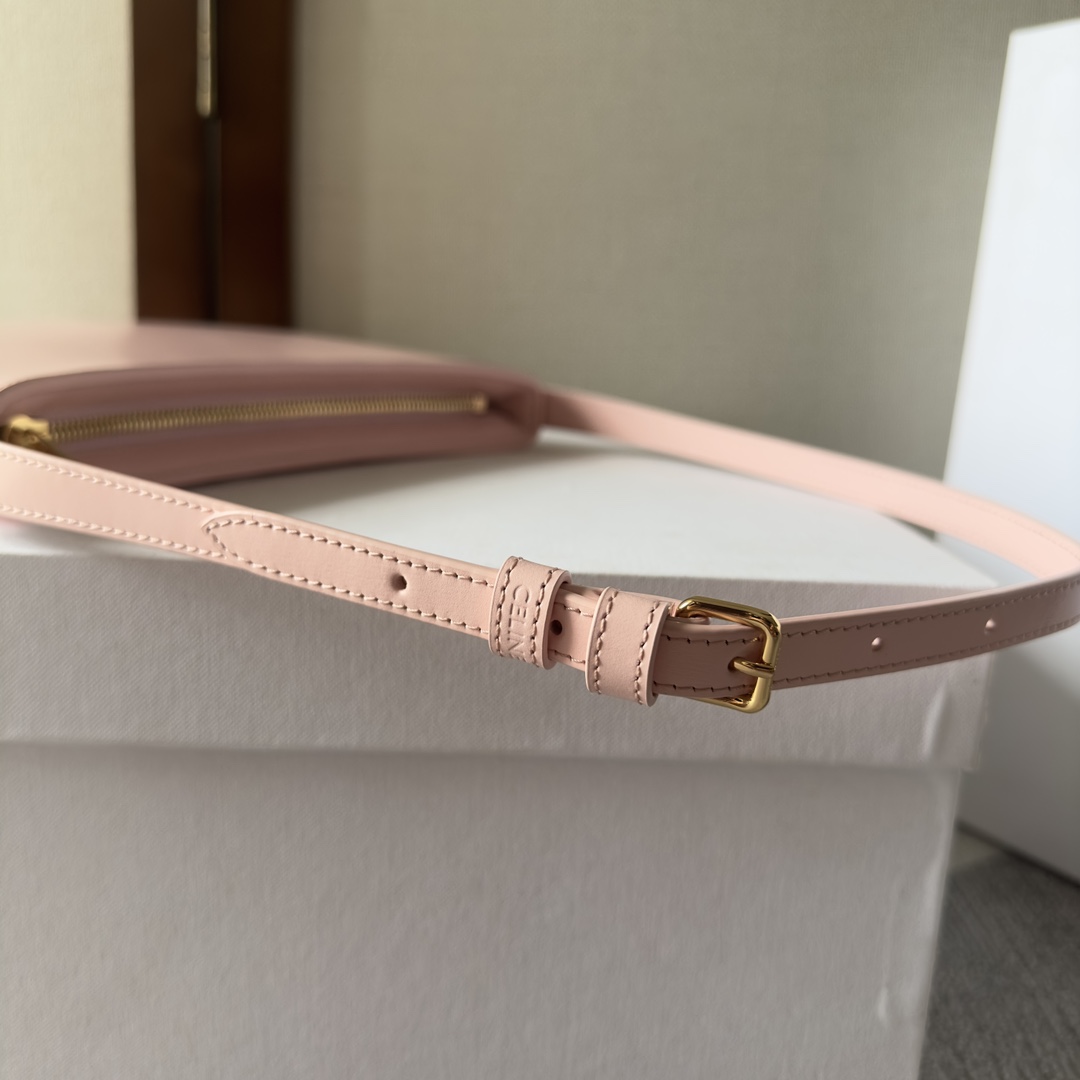 Celine Medium Celine Croque Bag In Shiny Calfskin Pink - FashionPlug